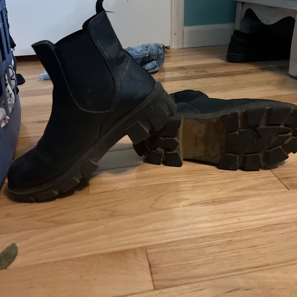Boots - Picture 2 of 2